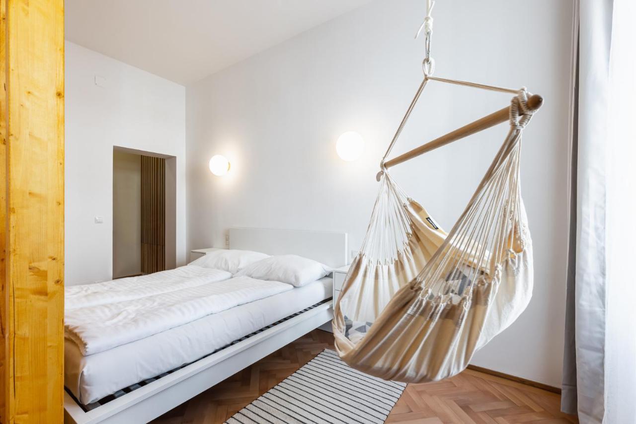 Classy And Elegant Apartments In A Calm Area فيينا المظهر الخارجي الصورة