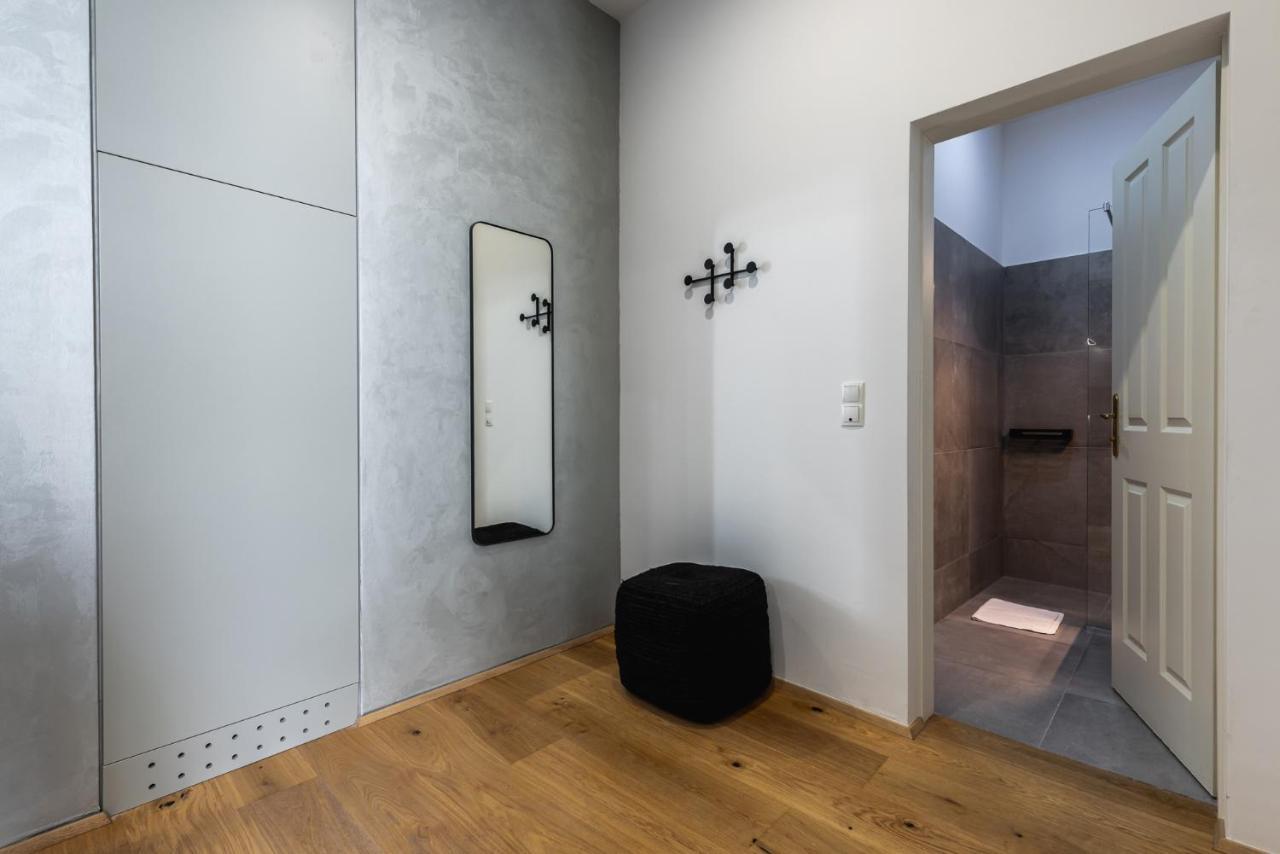 Classy And Elegant Apartments In A Calm Area فيينا المظهر الخارجي الصورة