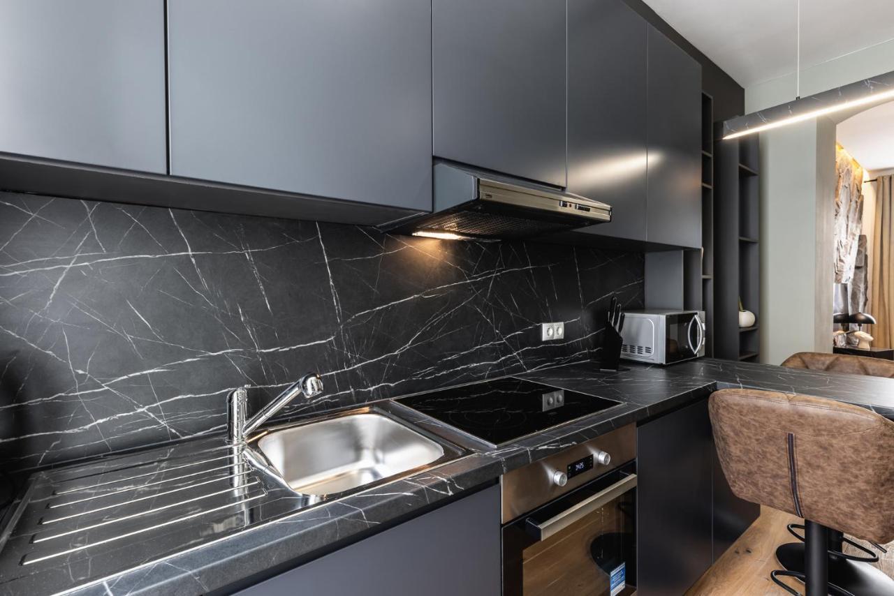 Classy And Elegant Apartments In A Calm Area فيينا المظهر الخارجي الصورة