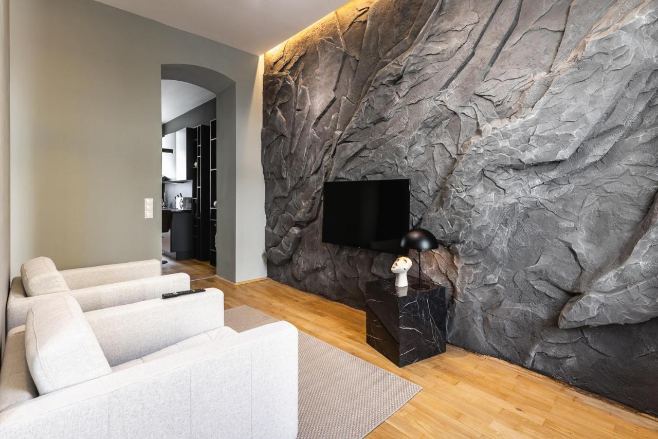 Classy And Elegant Apartments In A Calm Area فيينا المظهر الخارجي الصورة